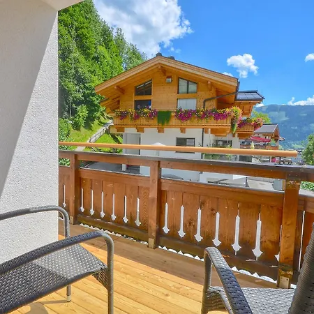 Prázdninový dům Alpenbach - By Alpen Zell am See